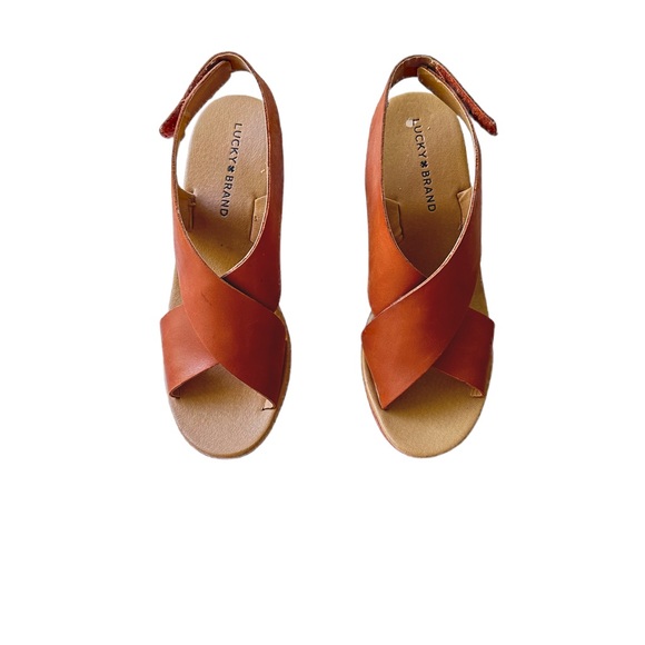 Lucky Brand Odalia Sandals Leather Cross Front and Wedge Bottoms. Woman’s 8 1/2 - Picture 7 of 10